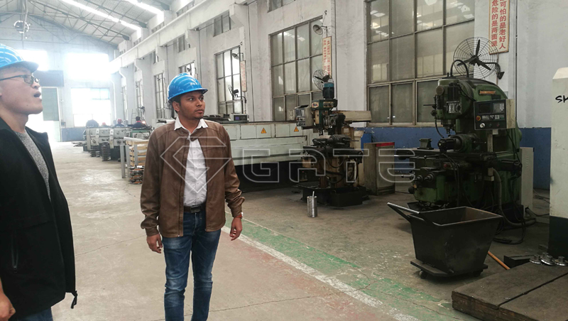 Indian-Customer-tons-bag-packing