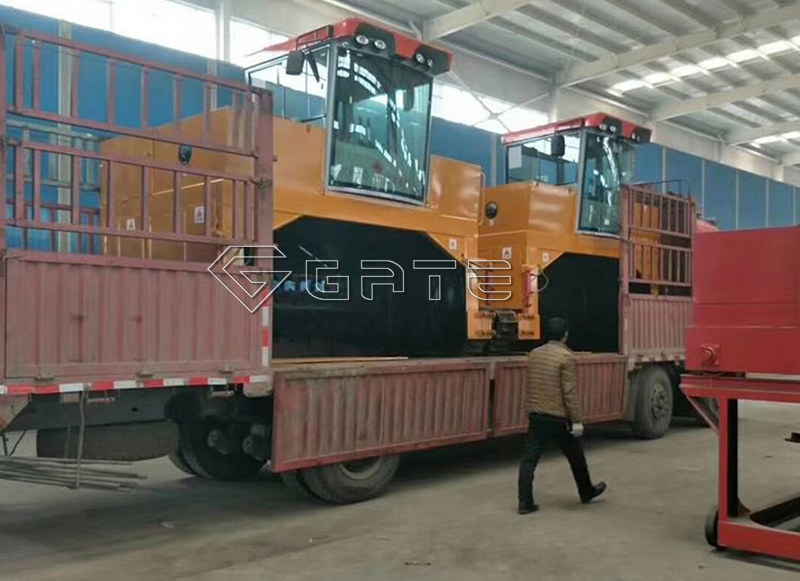 Organic fertilizer waste compost turner machine