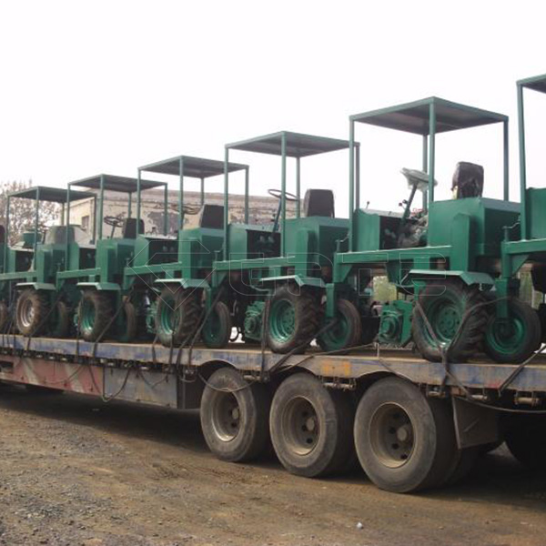 Australian customer buy GATE Wheel Type Tractor Compost Turner for fertilizer again