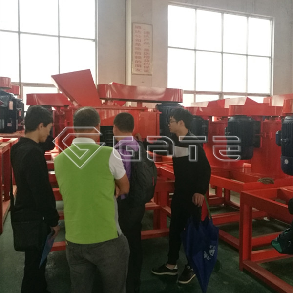 Why did the Malaysian customer finally choose the compound fertilizer rotary drum granulator? Manfacturer